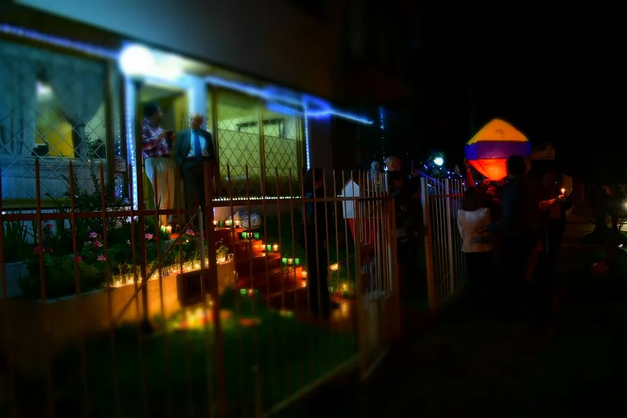 De nacht van de kaarsjes - Las velitas - traditie in Colombia