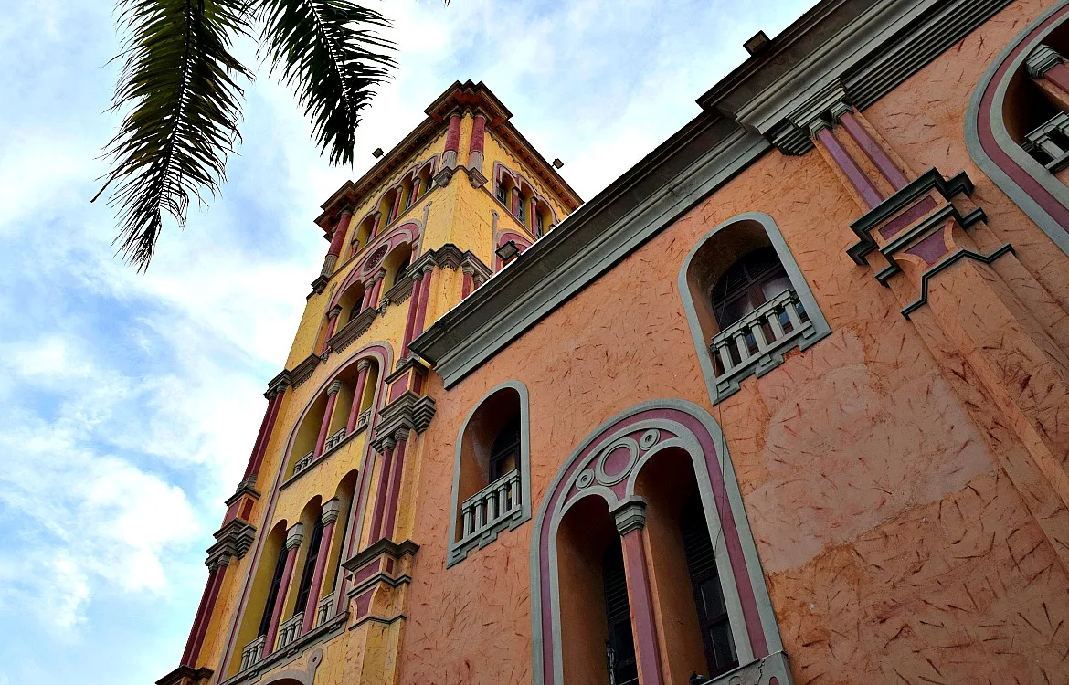 Universidad de Cartagena bezoeken