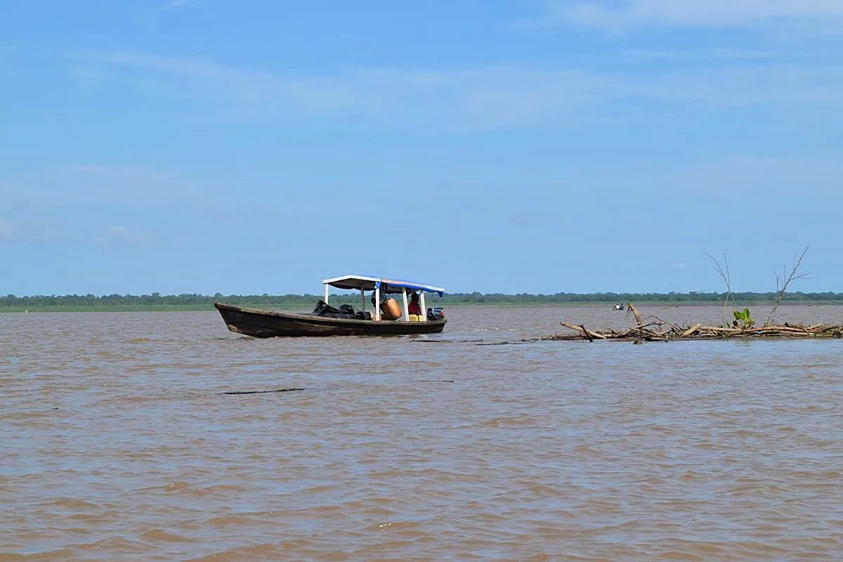 Leticia over Amazonerivier naar Puerto Nariño