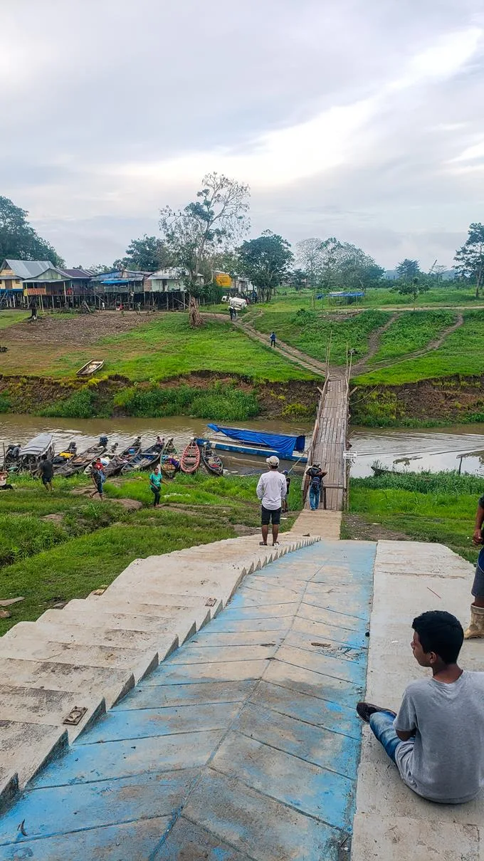 Naar de haven Leticia voor boot naar Puerto Nariño Amazonas