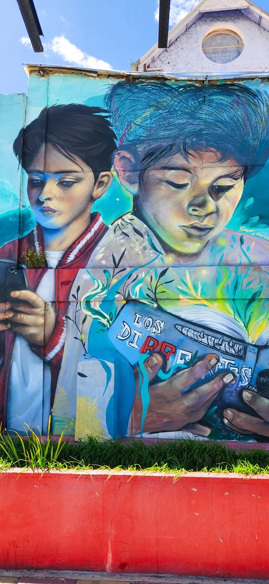 Street art tour Bogotá
