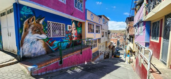 Tour el paraiso street art Murals Ciudad Bolivar