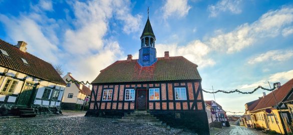 How to get to Ebeltoft from Aarhus by bus How to get to Ebeltoft from Aarhus by bus